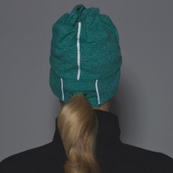 Lululemon Athletica OSFA heathered green multi-option toque / neck warmer - Picture 5 of 6